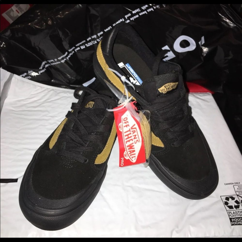 - 🏈🏈NWT Size 6.5 Van’s Black Beauty 112 VANS - Picture 4 of 8